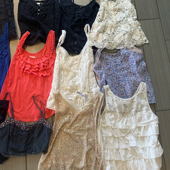 Abercrombie & Fitch Tank Top Bundle - Picture 3 of 3